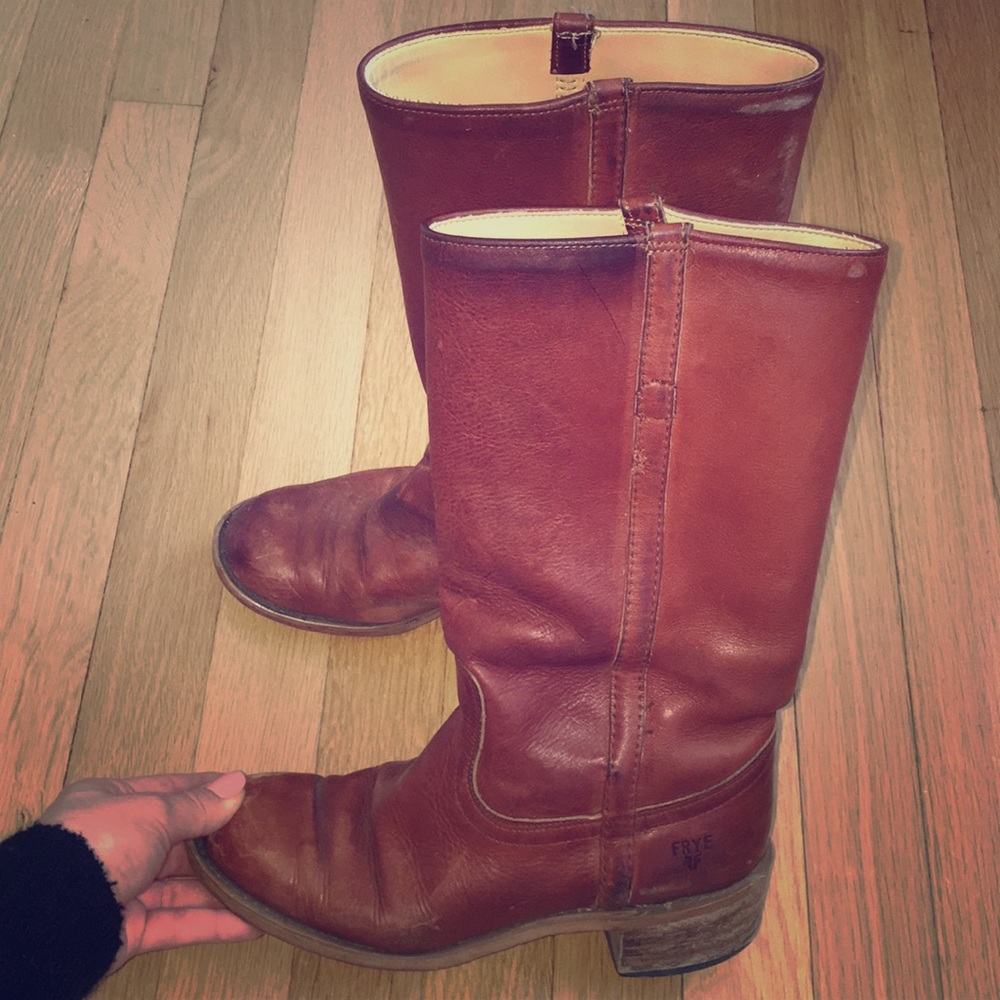 Vintage Frye boots! Fit like a size 7